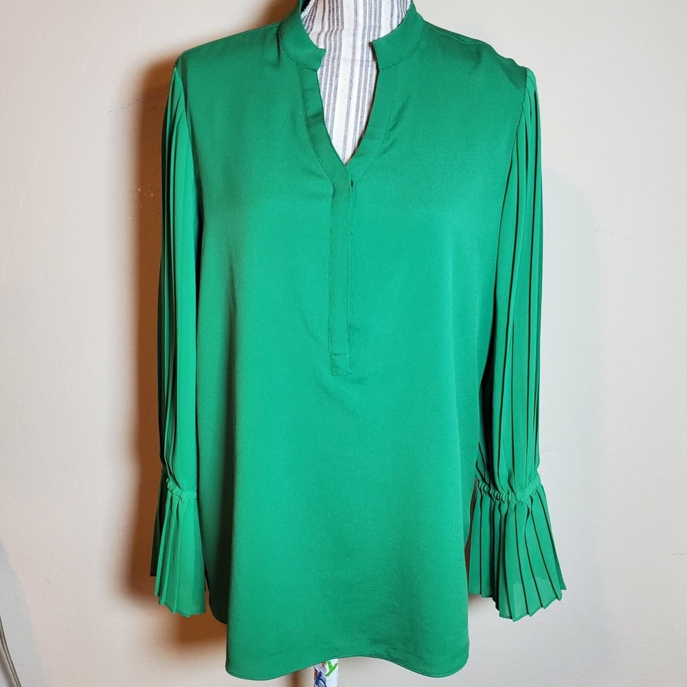 Chico's Green Pleated Sleeve Split Neck Blouse Top Size 1 Medium